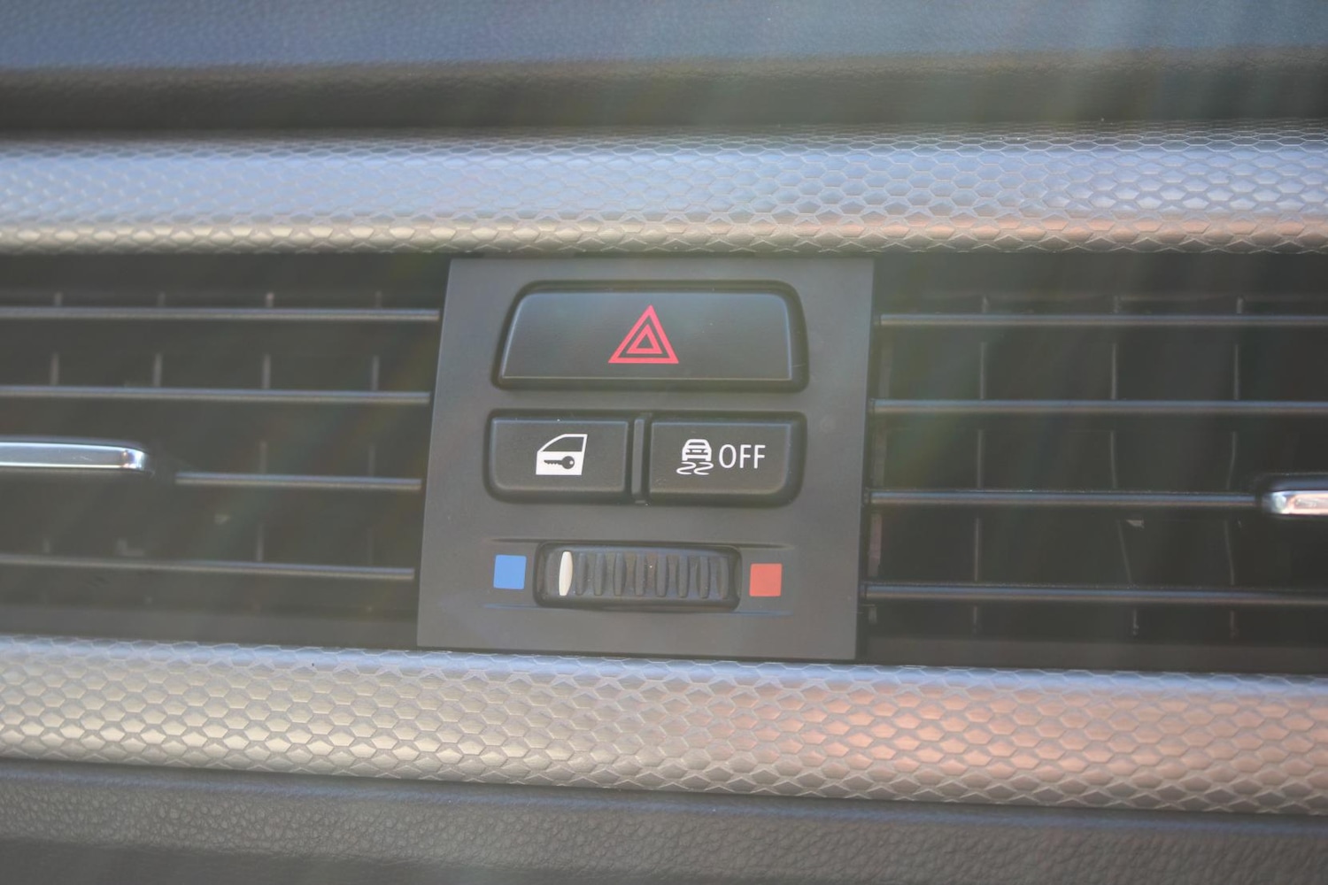 Used BMW 3 Series 2012 for sale - 77462033: Photo 31