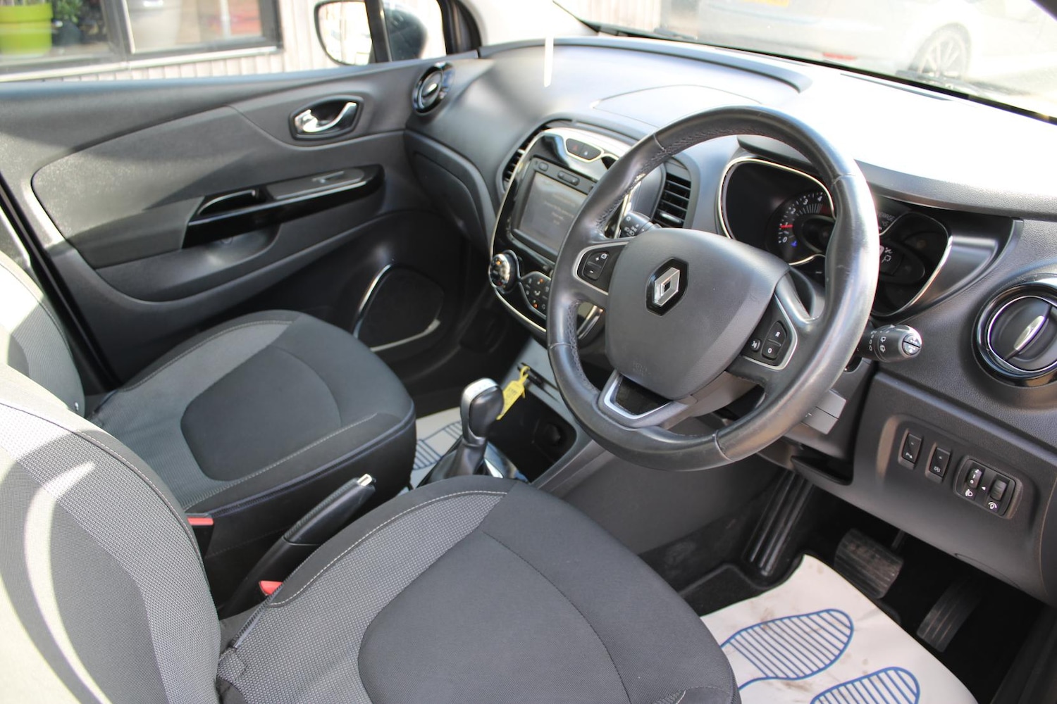 Used Renault Captur 2016 for sale - 78152966: Photo 10