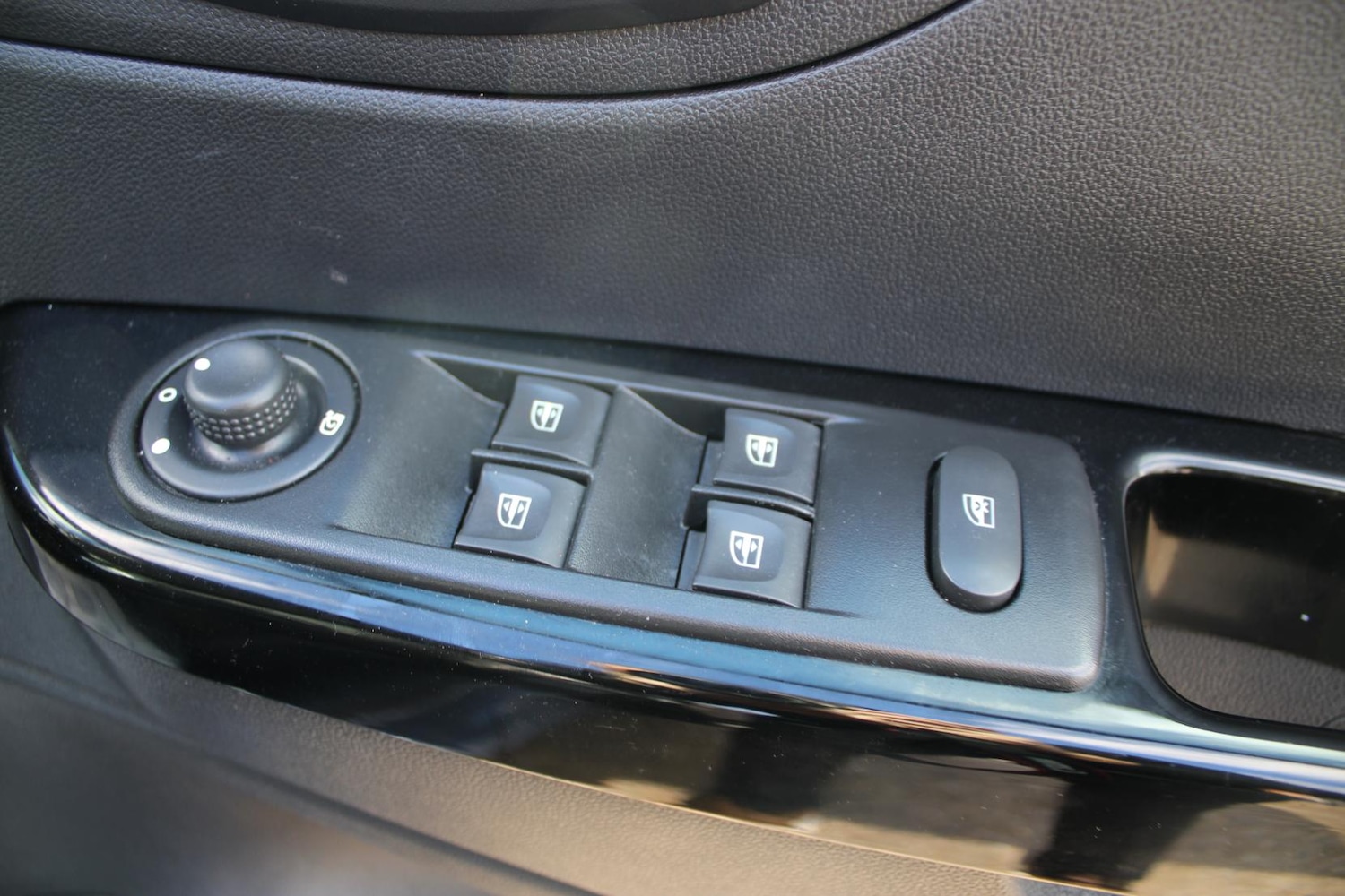 Used Renault Captur 2016 for sale - 78152966: Photo 19