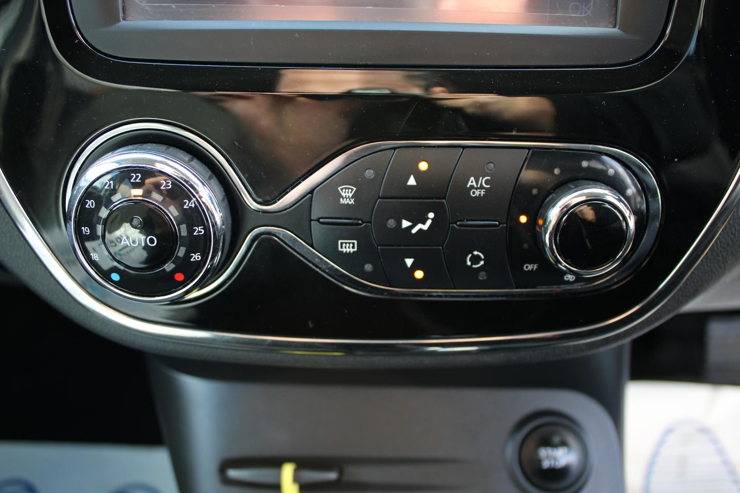 Used Renault Captur 2016 for sale - 78152966: Photo 24