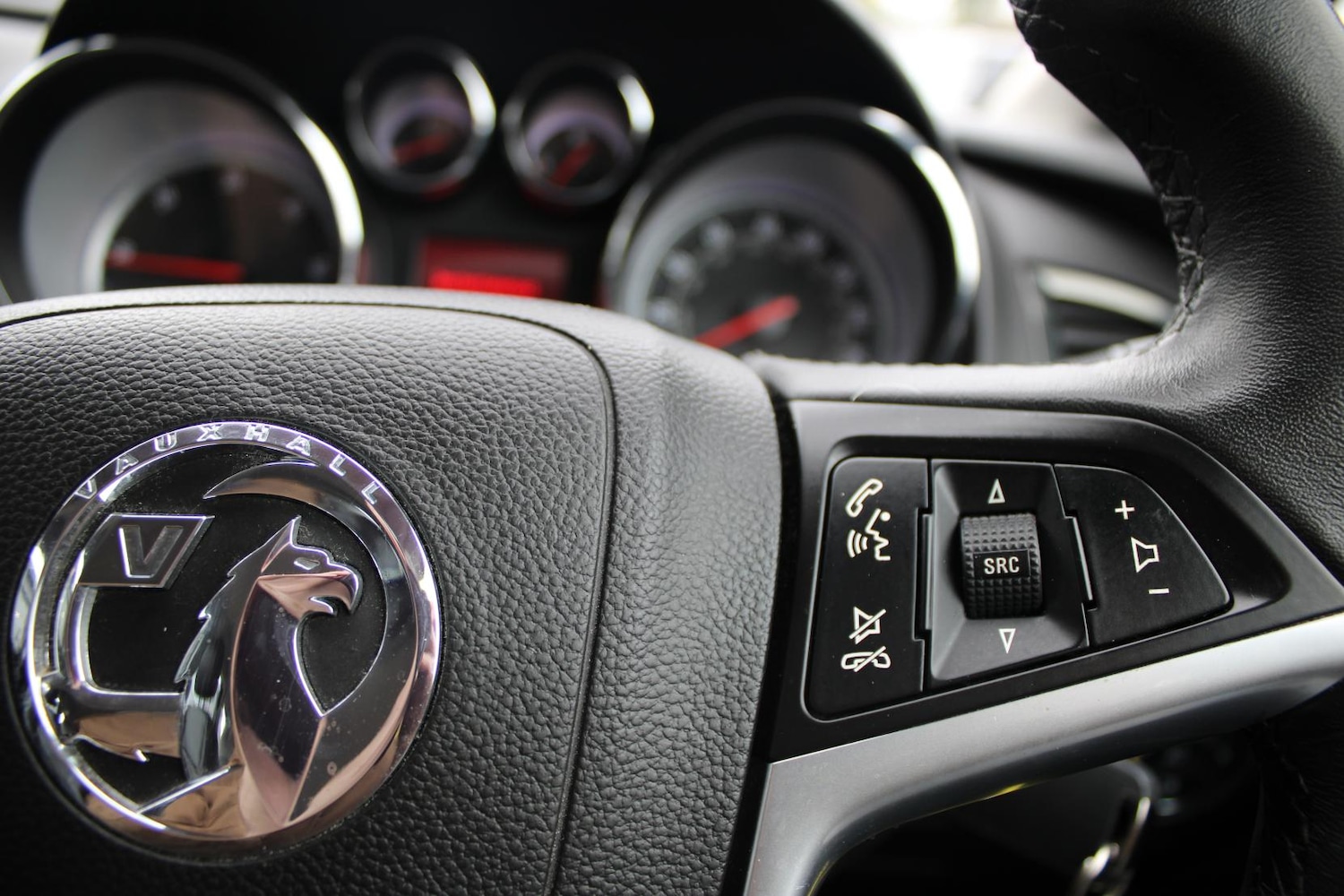 Used Vauxhall Astra 2011 for sale - 76979792: Photo 23