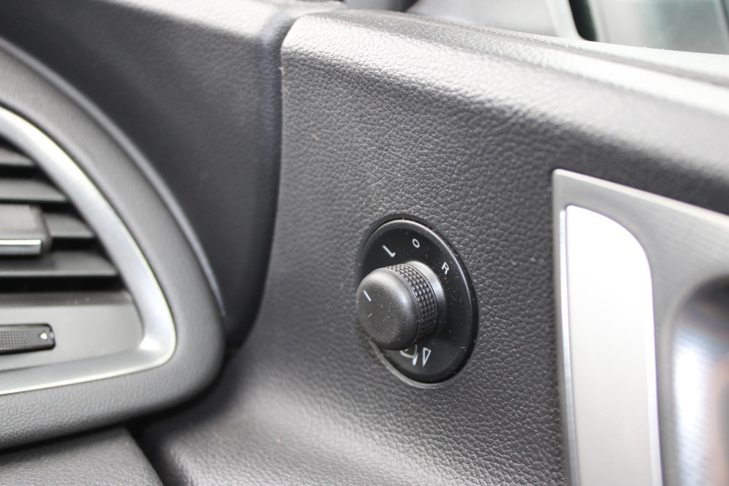 Used Vauxhall Astra 2011 for sale - 76979792: Photo 28