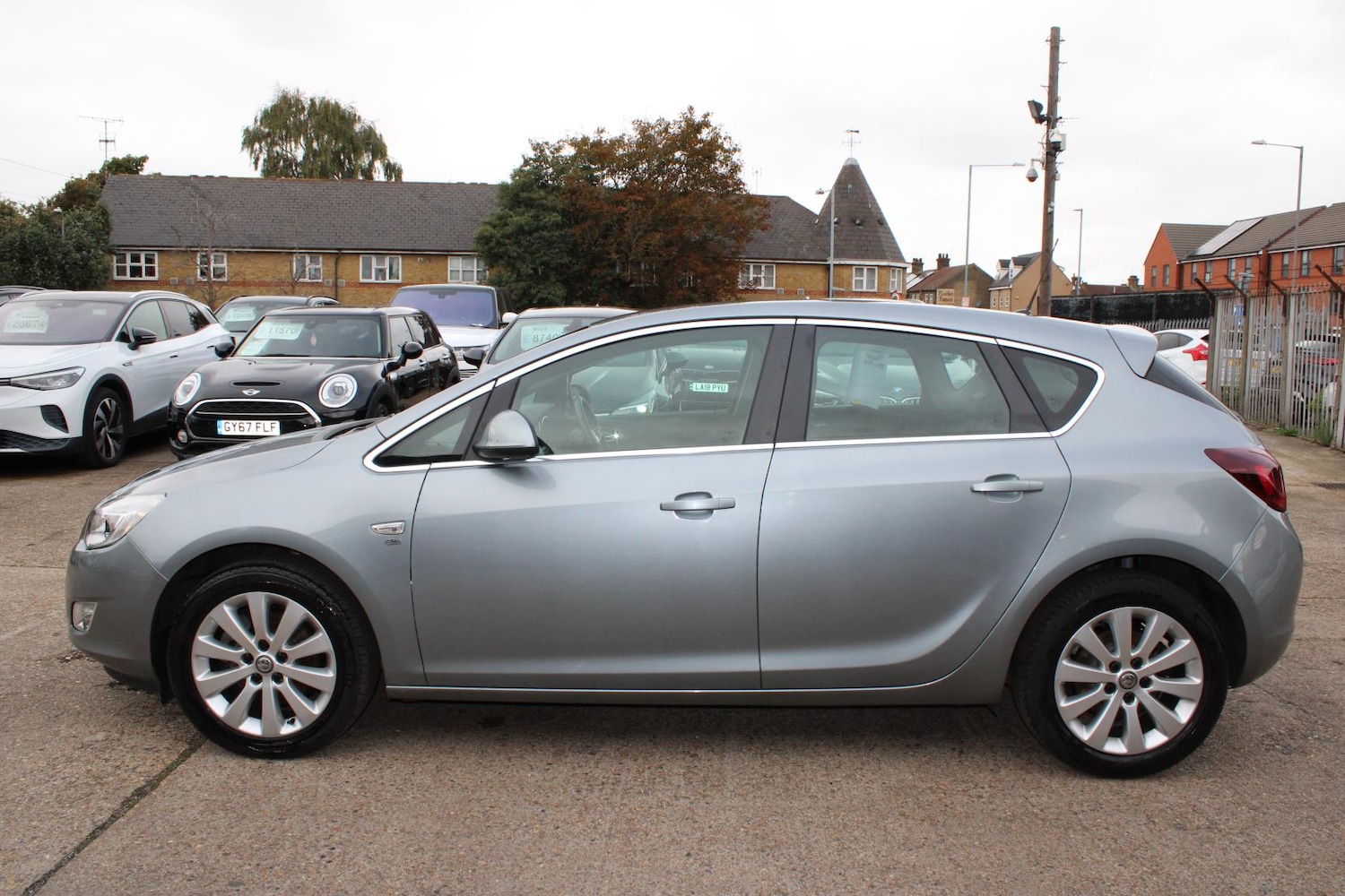 Used Vauxhall Astra 2011 for sale - 76979792: Photo 6