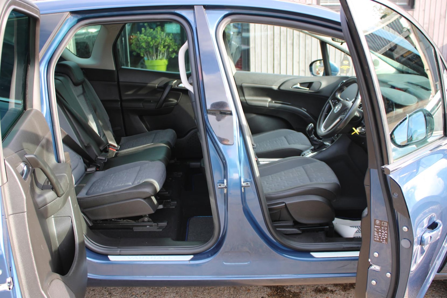 Used Vauxhall Meriva 2015 for sale - 76979780: Photo 13