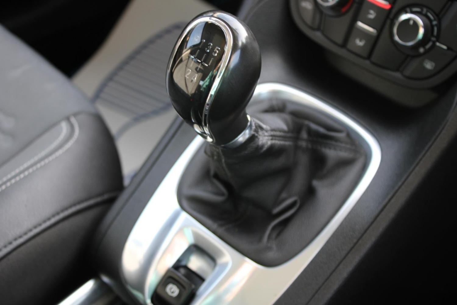 Used Vauxhall Meriva 2015 for sale - 76979780: Photo 30