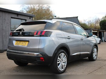 Used Peugeot 3008 2017 for sale - 76922284: Photo