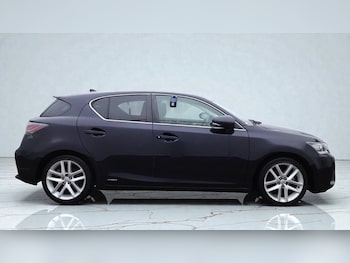 Used Lexus CT 2014 for sale - 76979759: Photo