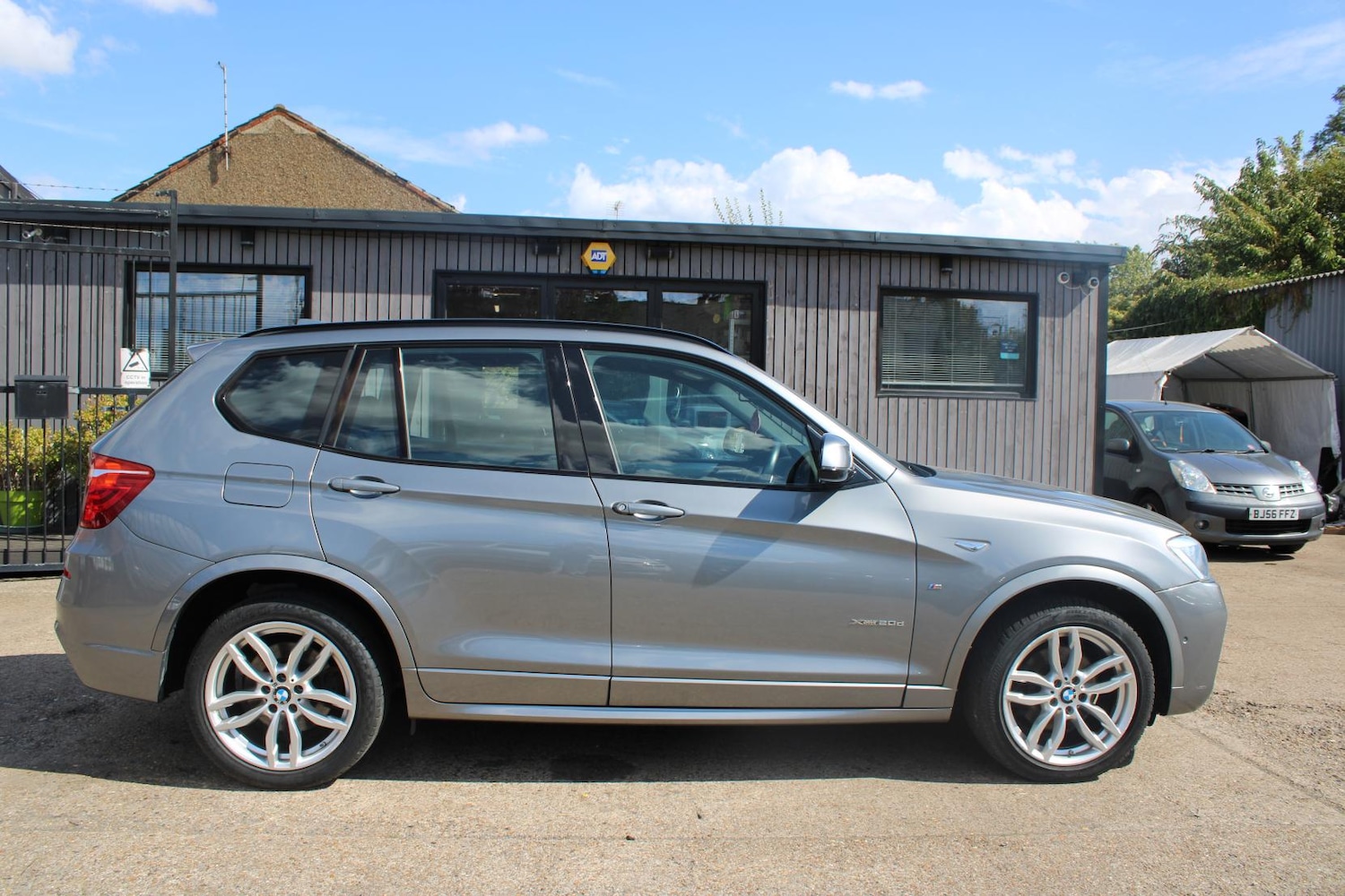 Used BMW X3 2016 for sale - 76922292: Photo 2