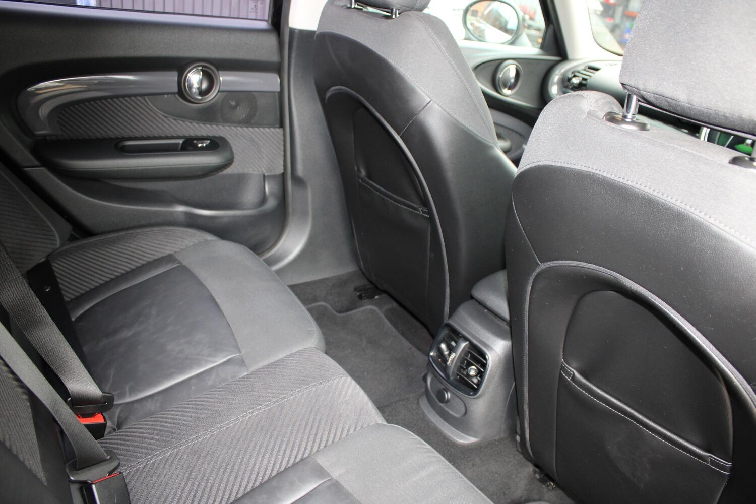 Used MINI Clubman 2017 for sale - 76933411: Photo 17