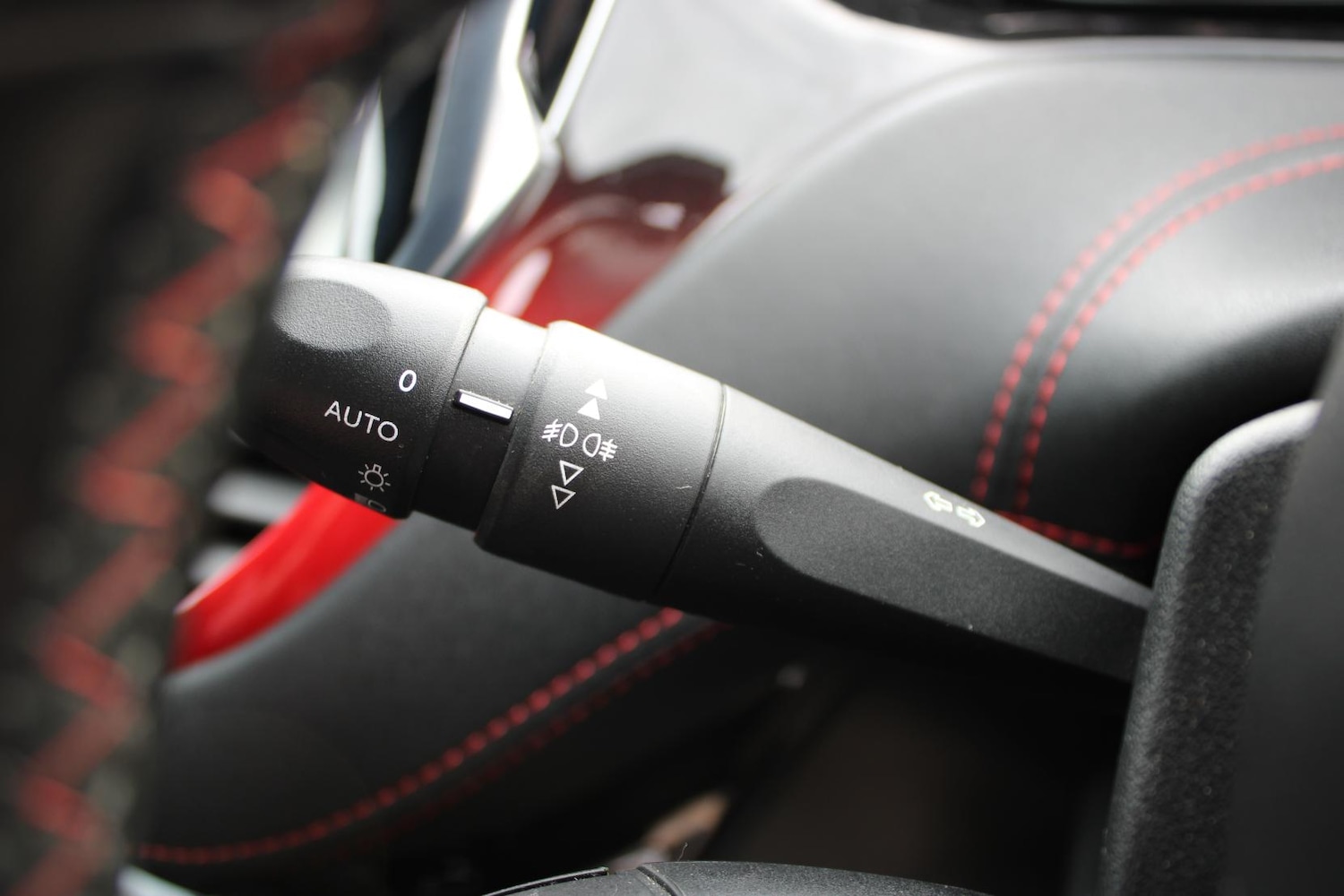 Used Peugeot 208 2015 for sale - 76922285: Photo 25