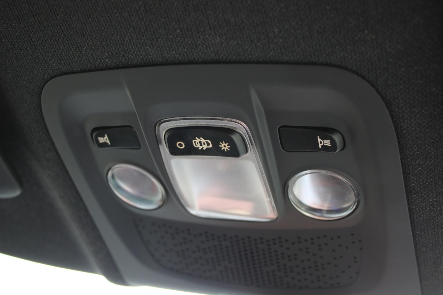 Used Peugeot 208 2015 for sale - 76922285: Photo 38