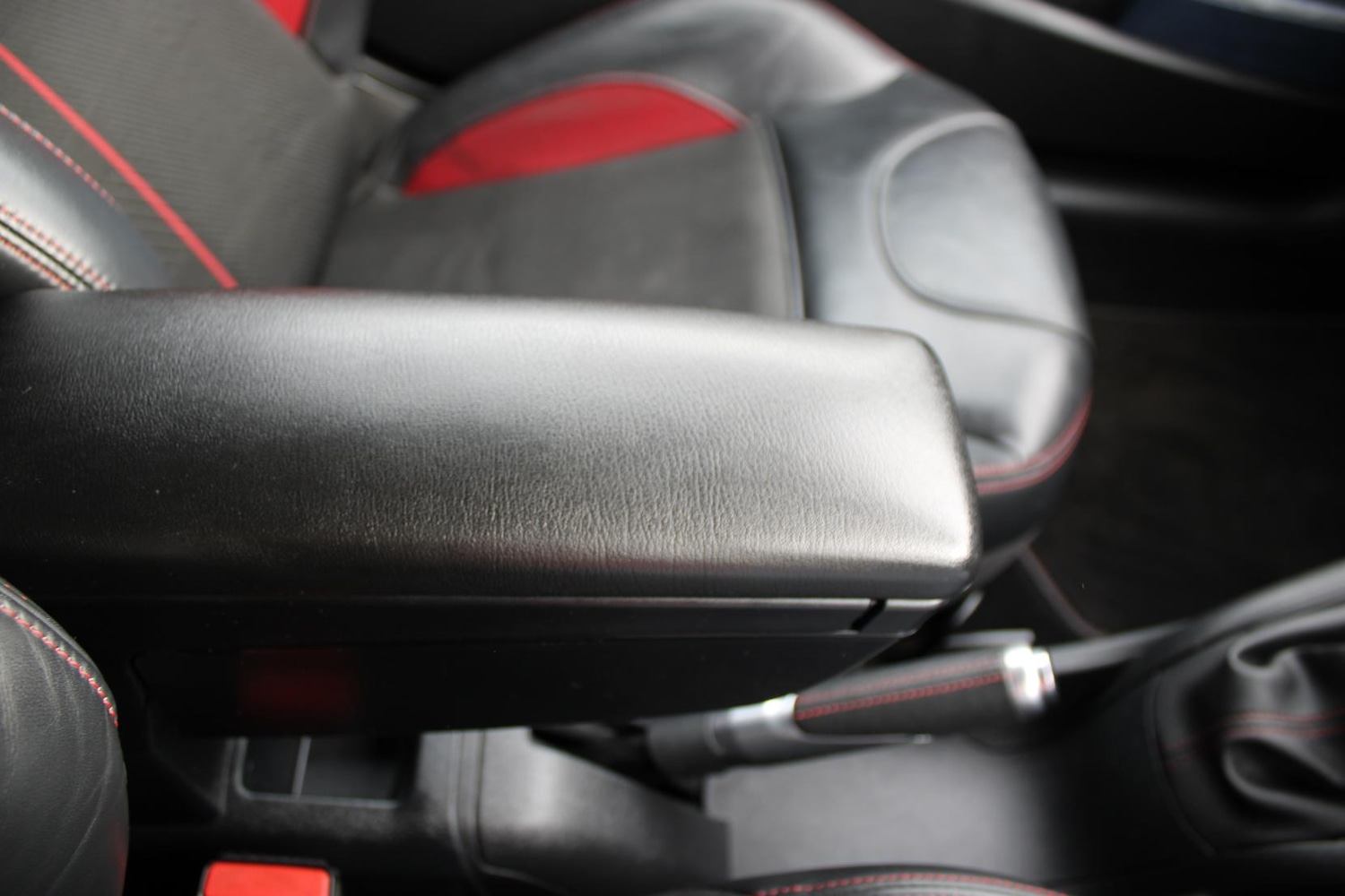 Used Peugeot 208 2015 for sale - 76922285: Photo 39