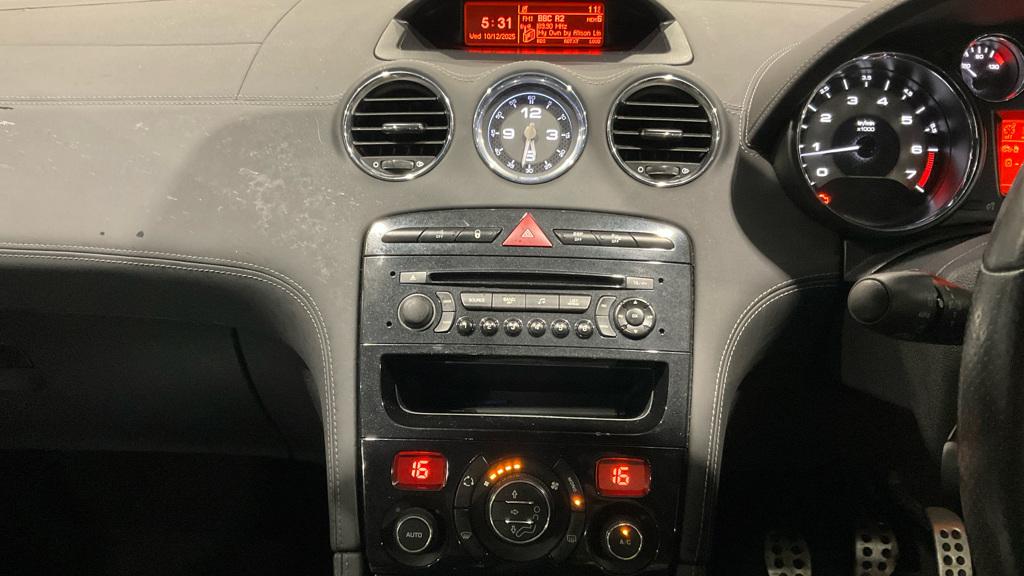 Used Peugeot RCZ 2012 for sale - 77462020: Photo 9