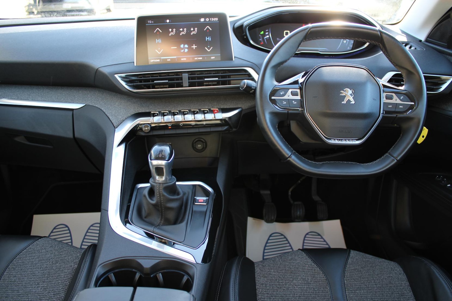 Used Peugeot 3008 2017 for sale - 76979770: Photo 11