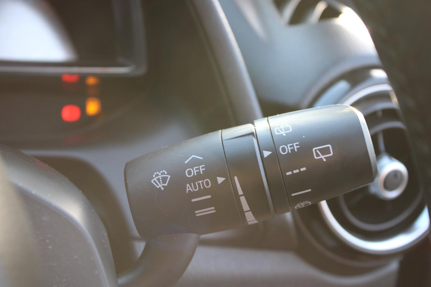 Used Mazda Mazda2 2016 for sale - 78152972: Photo 28