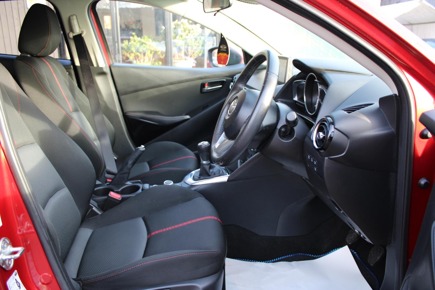 Used Mazda Mazda2 2016 for sale - 78152972: Photo 9