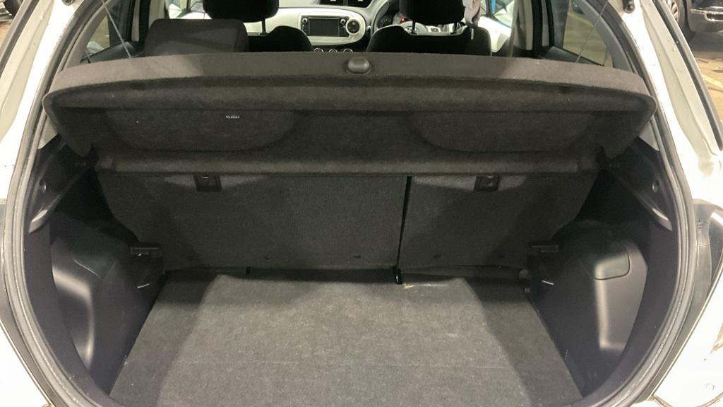 Used Toyota Yaris 2013 for sale - 76979772: Photo 11