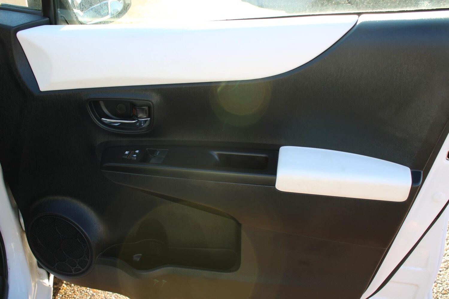 Used Toyota Yaris 2013 for sale - 76979772: Photo 22