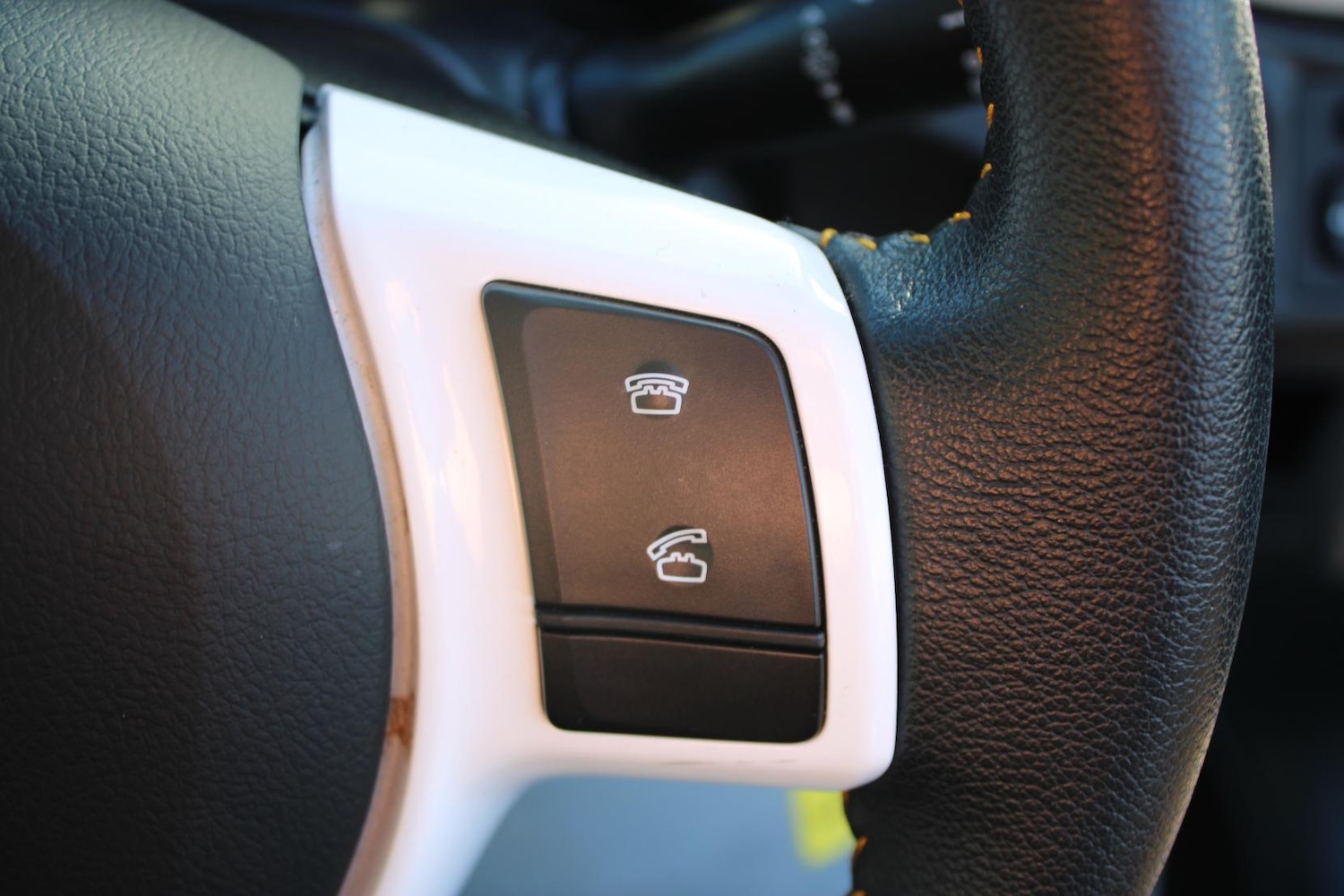 Used Toyota Yaris 2013 for sale - 76979772: Photo 32