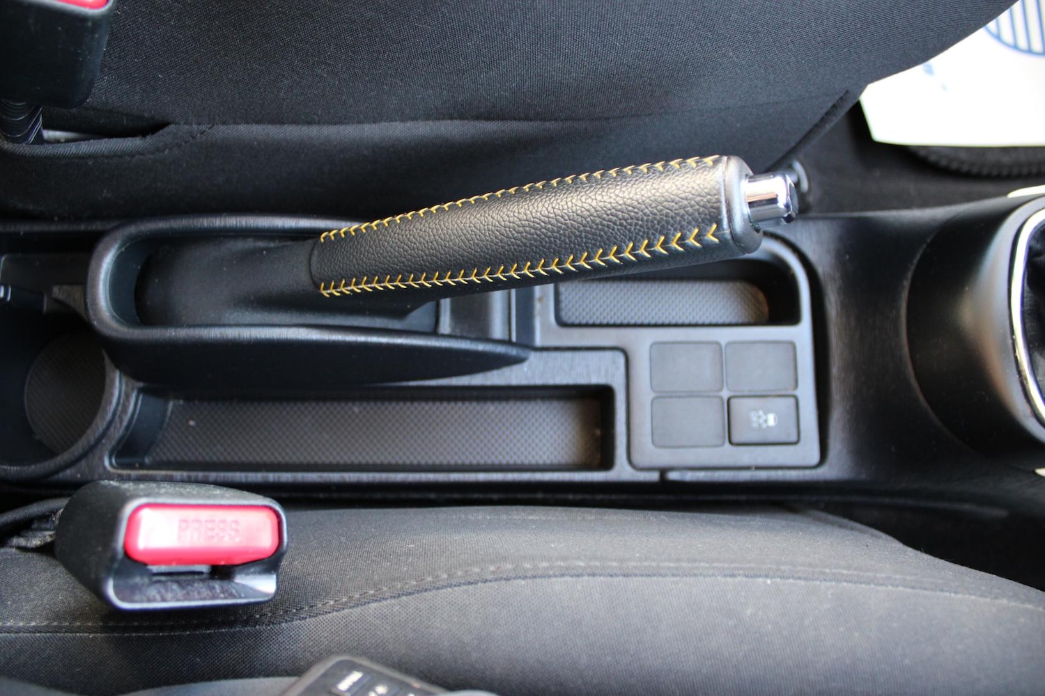 Used Toyota Yaris 2013 for sale - 76979772: Photo 43