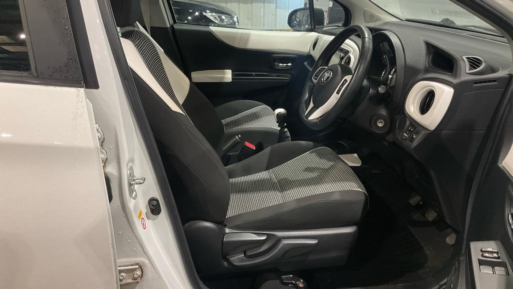 Used Toyota Yaris 2013 for sale - 76979772: Photo 7