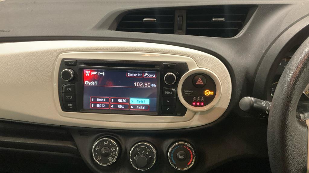 Used Toyota Yaris 2013 for sale - 76979772: Photo 9