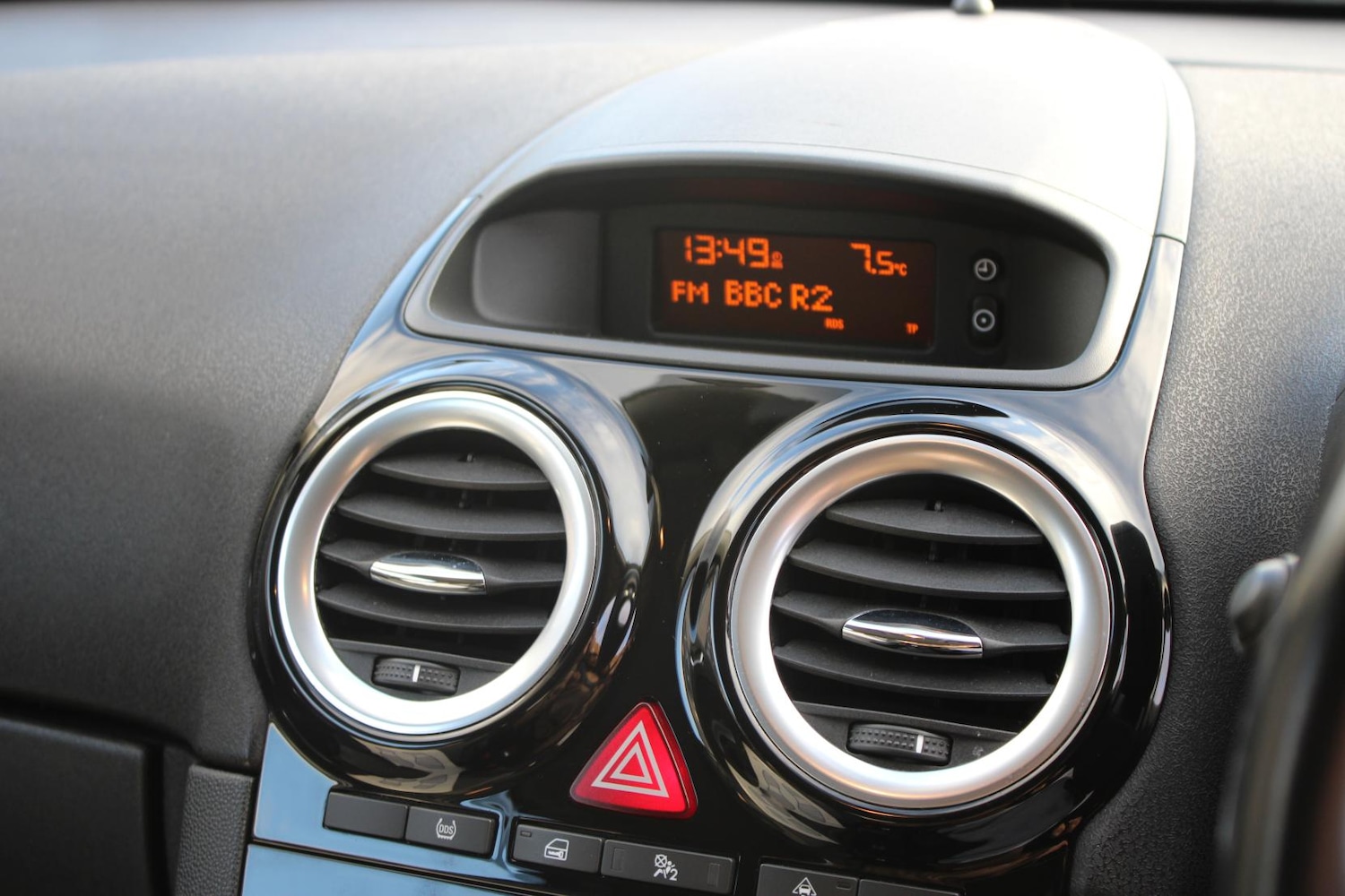 Used Vauxhall Corsa 2014 for sale - 76922251: Photo 29