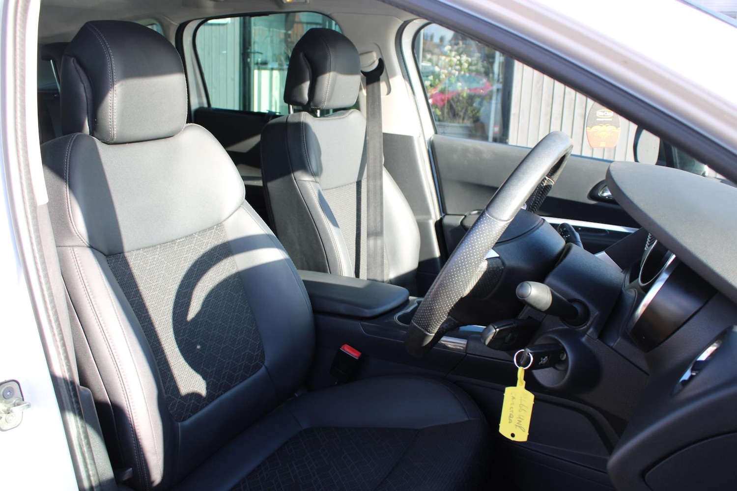 Used Peugeot 3008 2016 for sale - 77462011: Photo 11