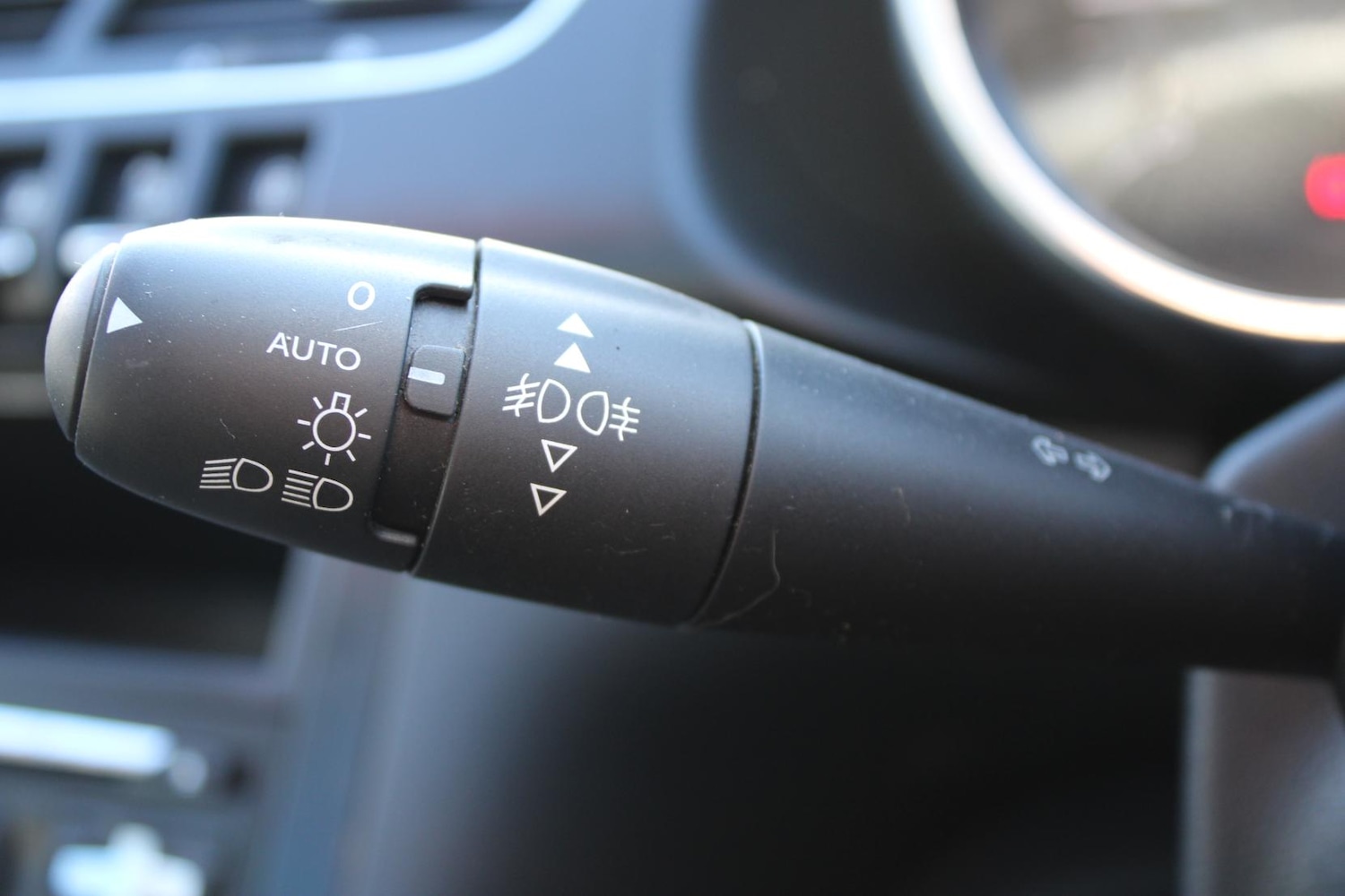 Used Peugeot 3008 2016 for sale - 77462011: Photo 42