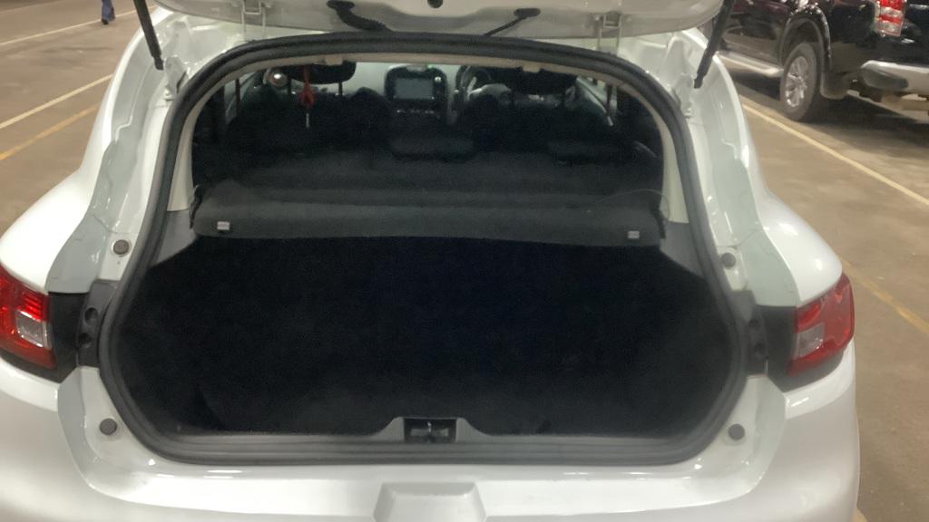 Used Renault Clio 2016 for sale - 77005947: Photo 11