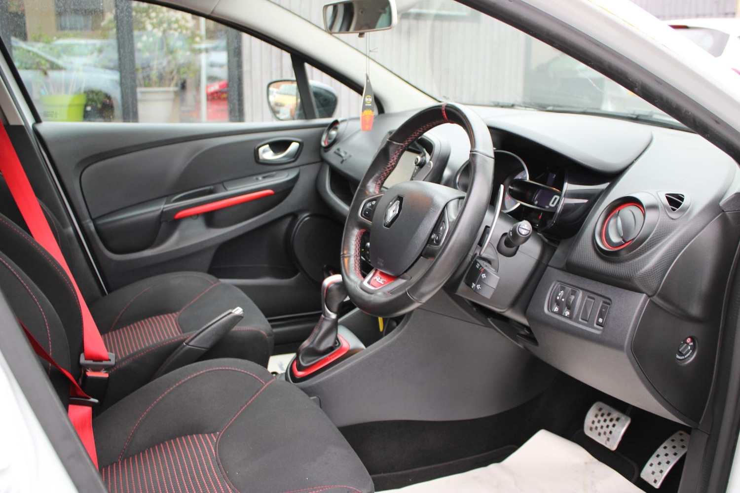 Used Renault Clio 2016 for sale - 77005947: Photo 14