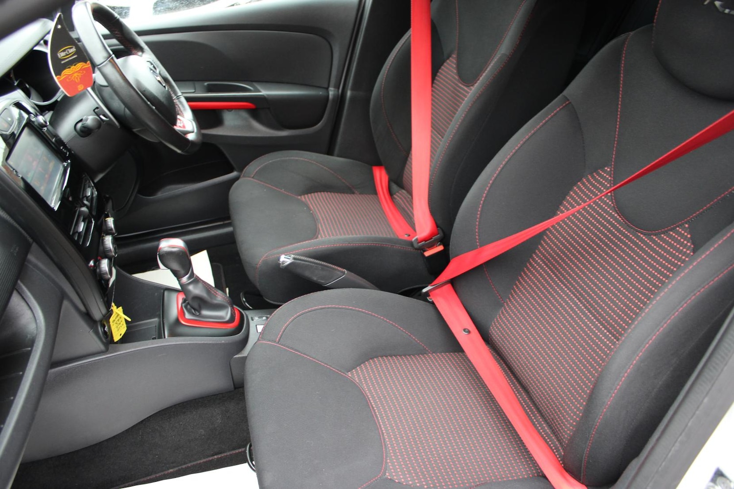 Used Renault Clio 2016 for sale - 77005947: Photo 18