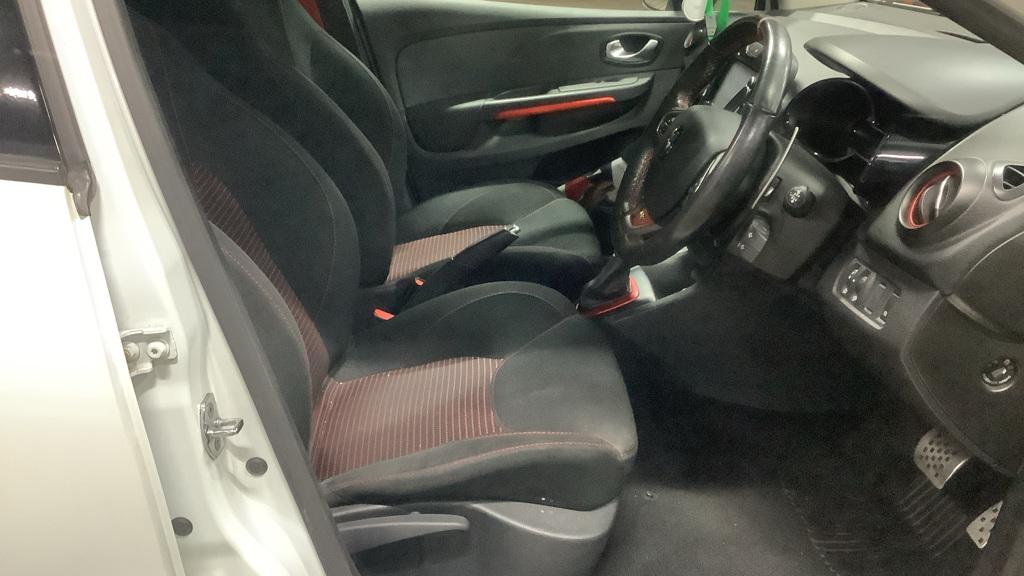 Used Renault Clio 2016 for sale - 77005947: Photo 7