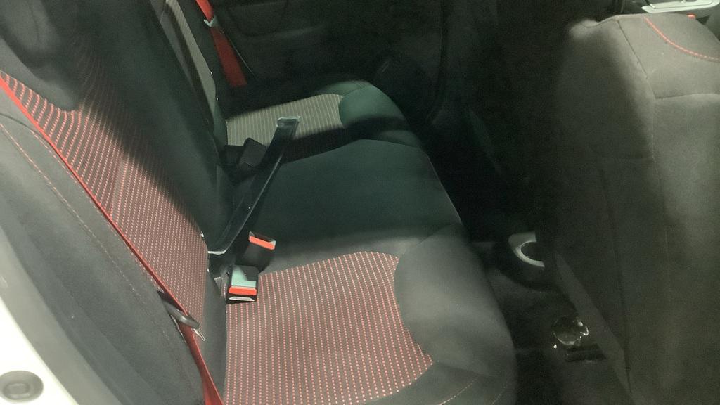 Used Renault Clio 2016 for sale - 77005947: Photo 8