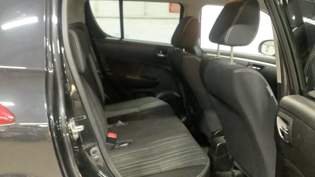 Used Suzuki Swift 2016 for sale - 76979758: Photo 8