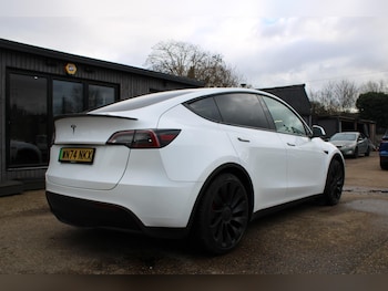Used Tesla Model Y 2024 for sale - 78152951: Photo