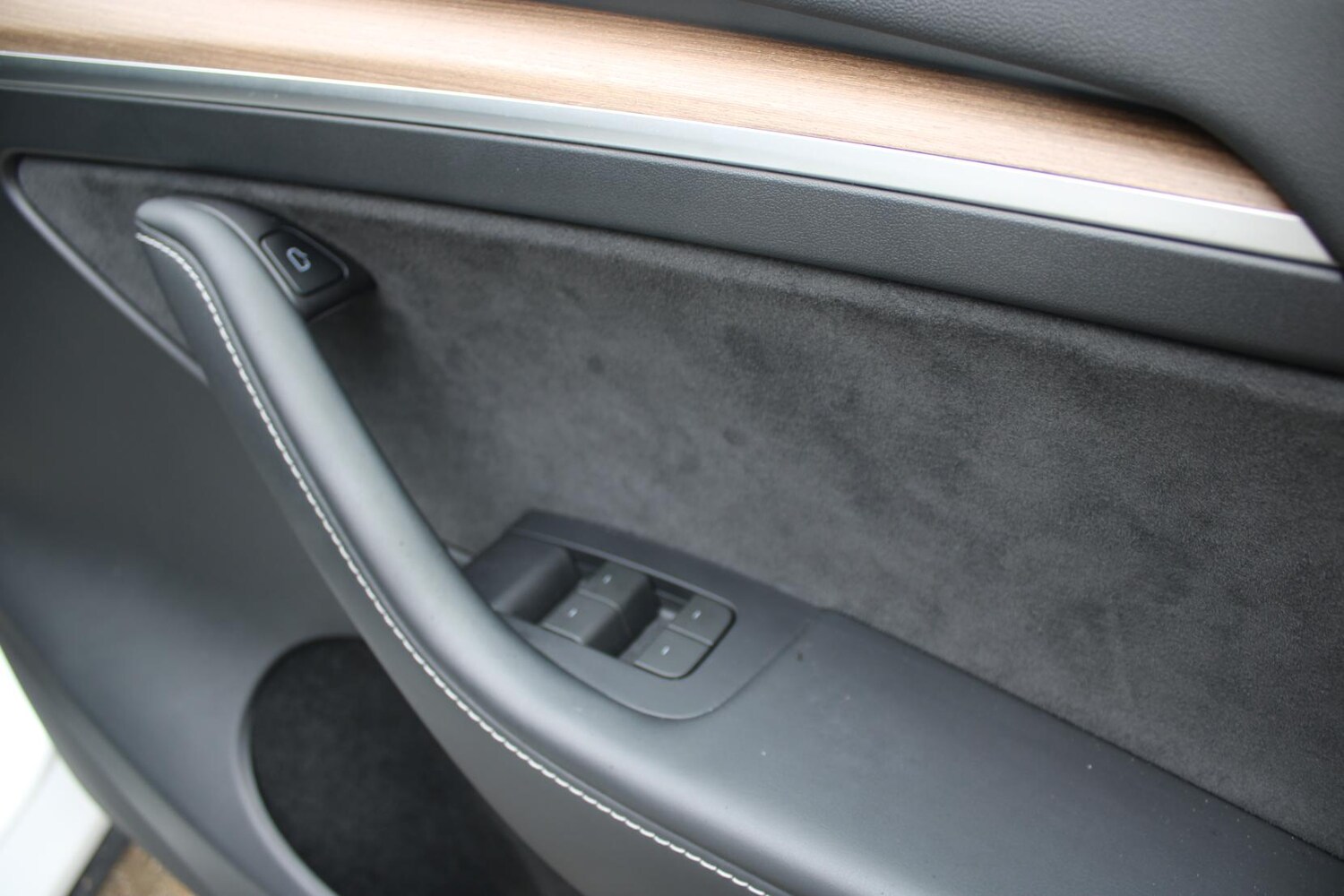 Used Tesla Model Y 2024 for sale - 78152951: Photo 26