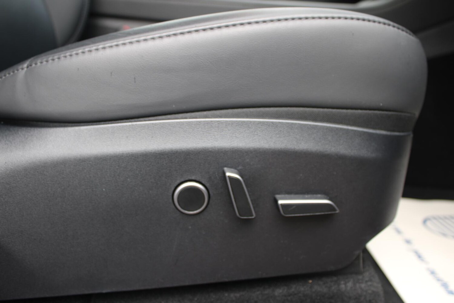 Used Tesla Model Y 2024 for sale - 78152951: Photo 27