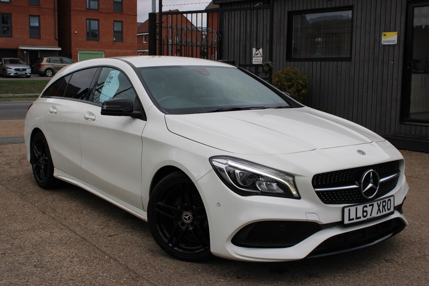 Used Mercedes-Benz CLA 2017 for sale - 76933410: Photo 2