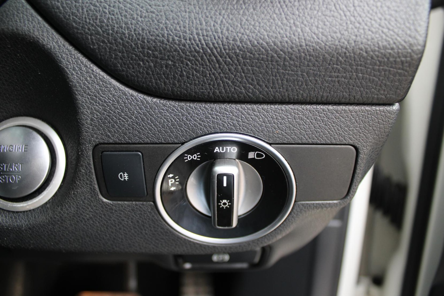 Used Mercedes-Benz CLA 2017 for sale - 76933410: Photo 33