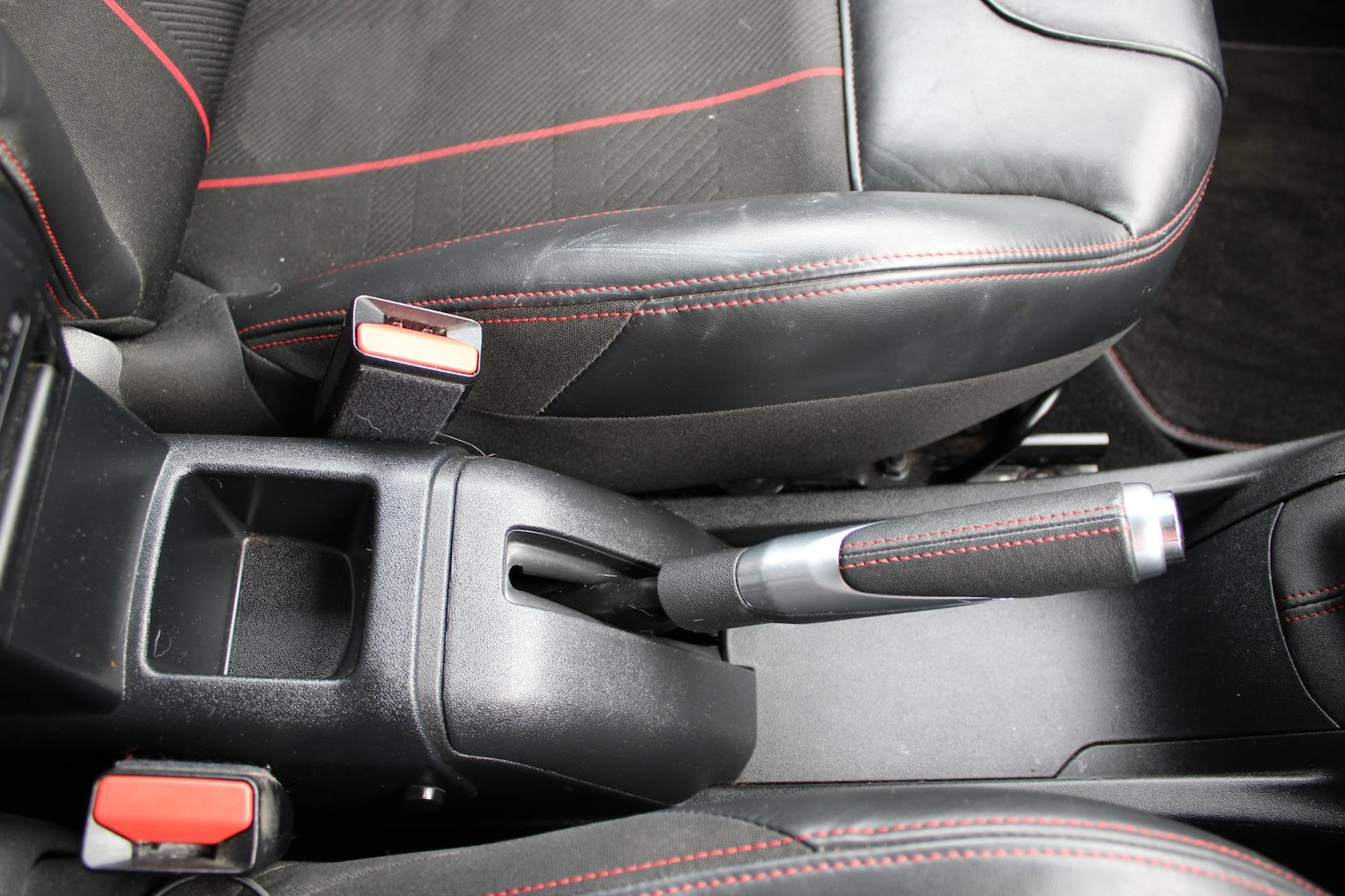 Used Peugeot 208 2015 for sale - 77462006: Photo 40