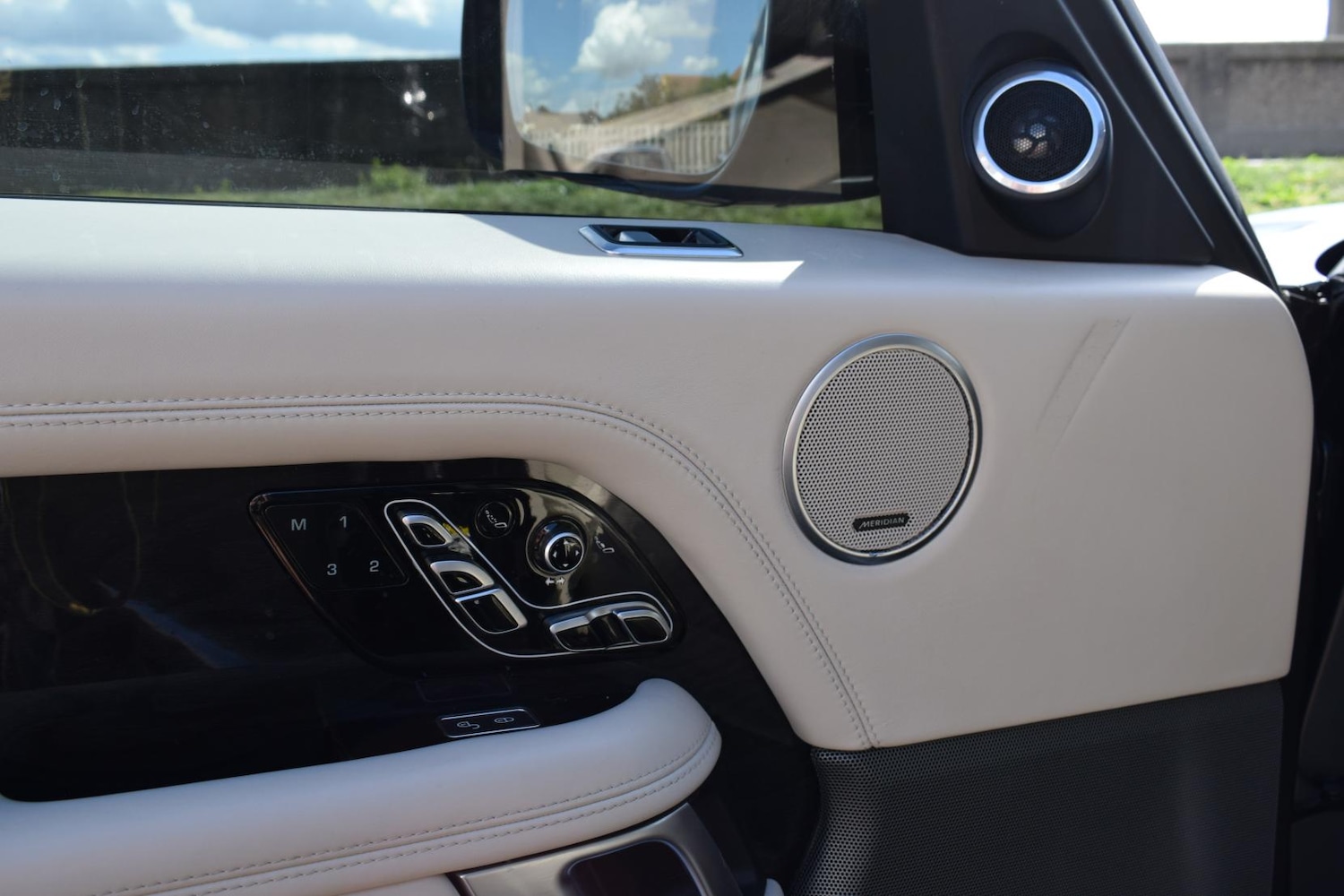 Used Land Rover Range Rover 2018 for sale - 76979774: Photo 100