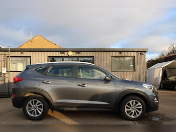 Used Hyundai TUCSON 2017 for sale - 76922264: Photo