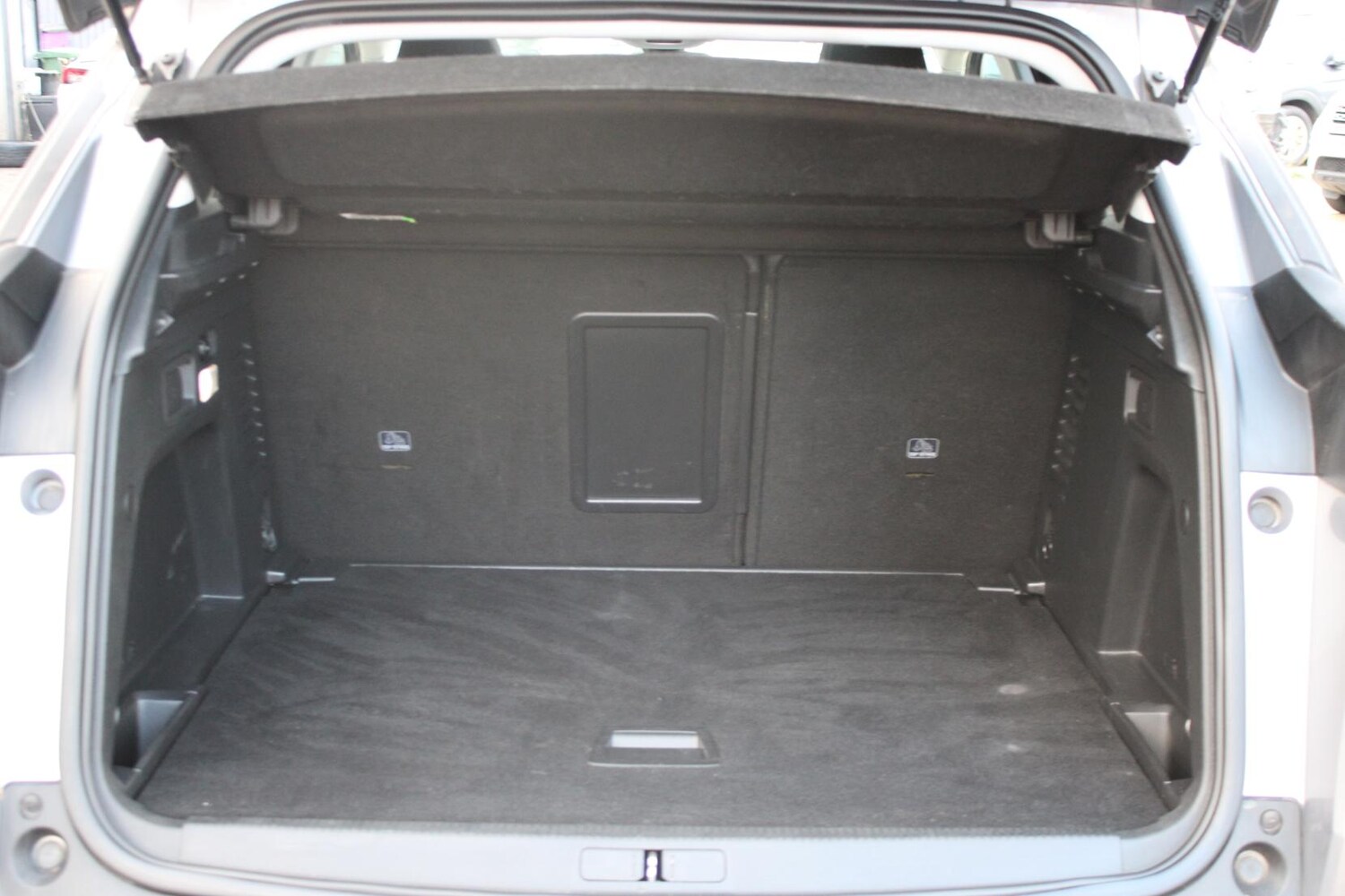 Used Peugeot 3008 2017 for sale - 77462007: Photo 10