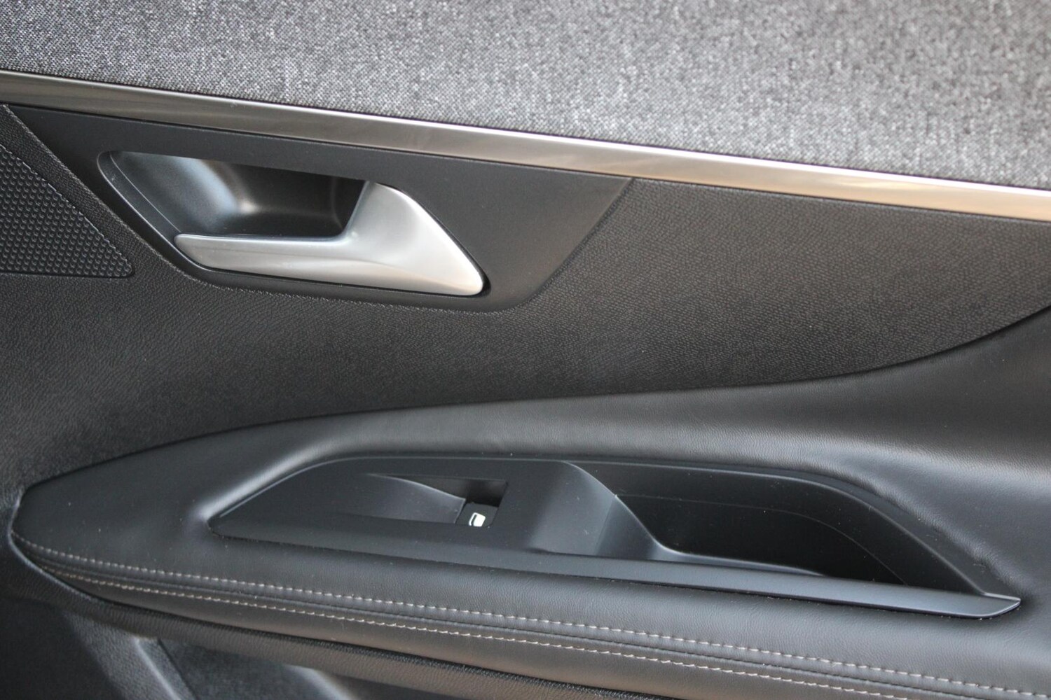 Used Peugeot 3008 2017 for sale - 77462007: Photo 26