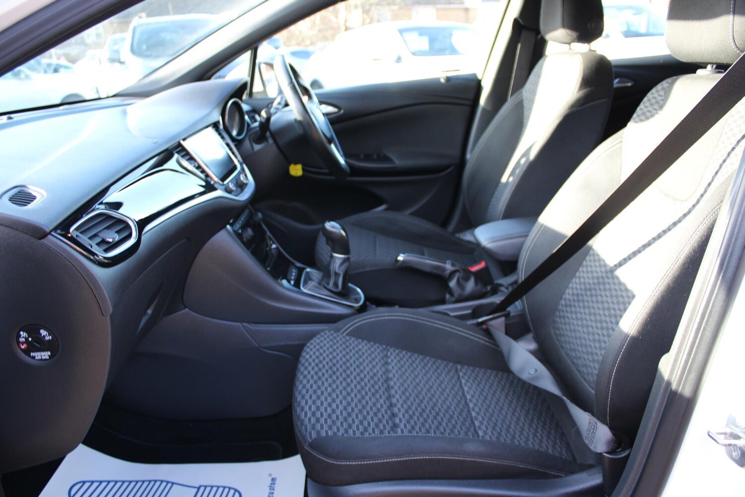 Used Vauxhall Astra 2016 for sale - 77367227: Photo 12