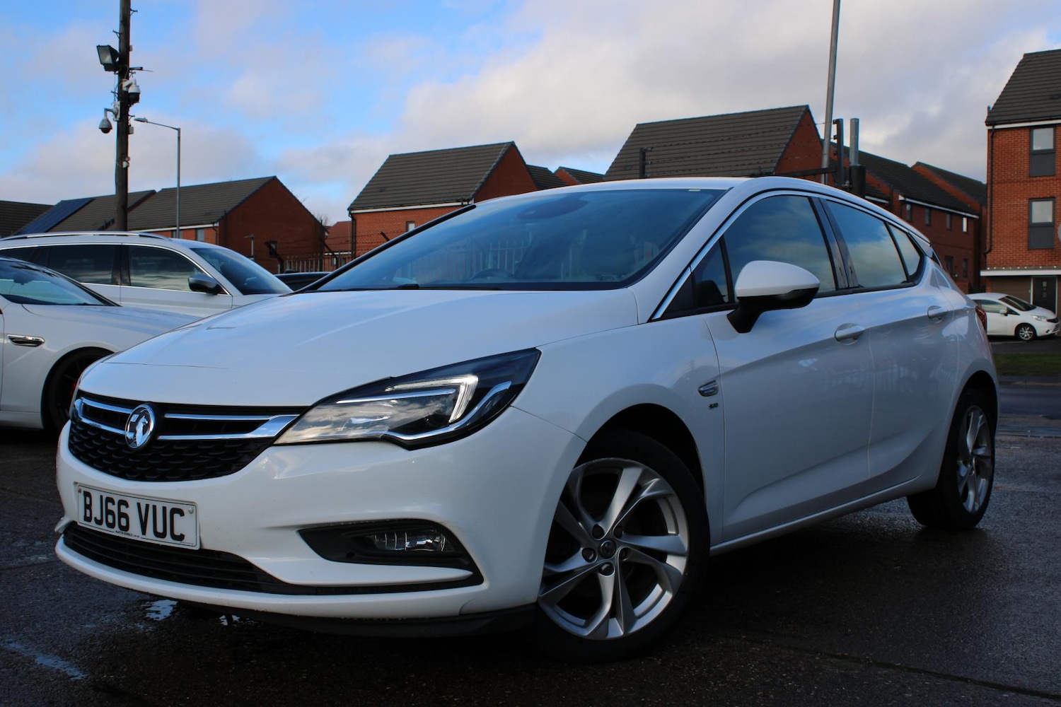 Used Vauxhall Astra 2016 for sale - 77367227: Photo 2