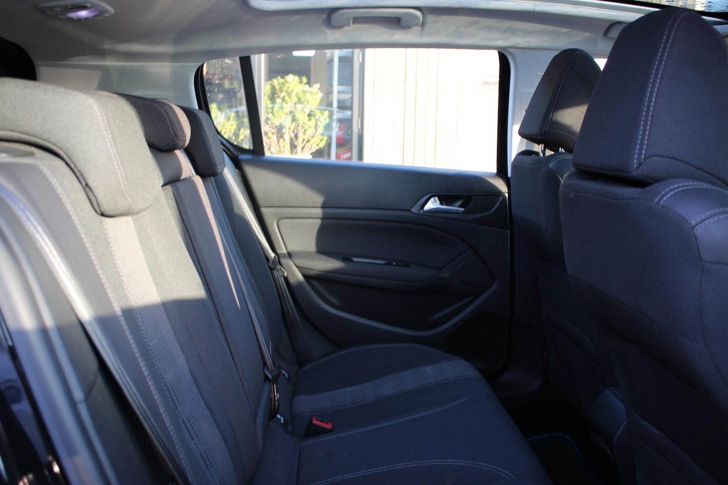 Used Peugeot 308 2018 for sale - 76922306: Photo 14