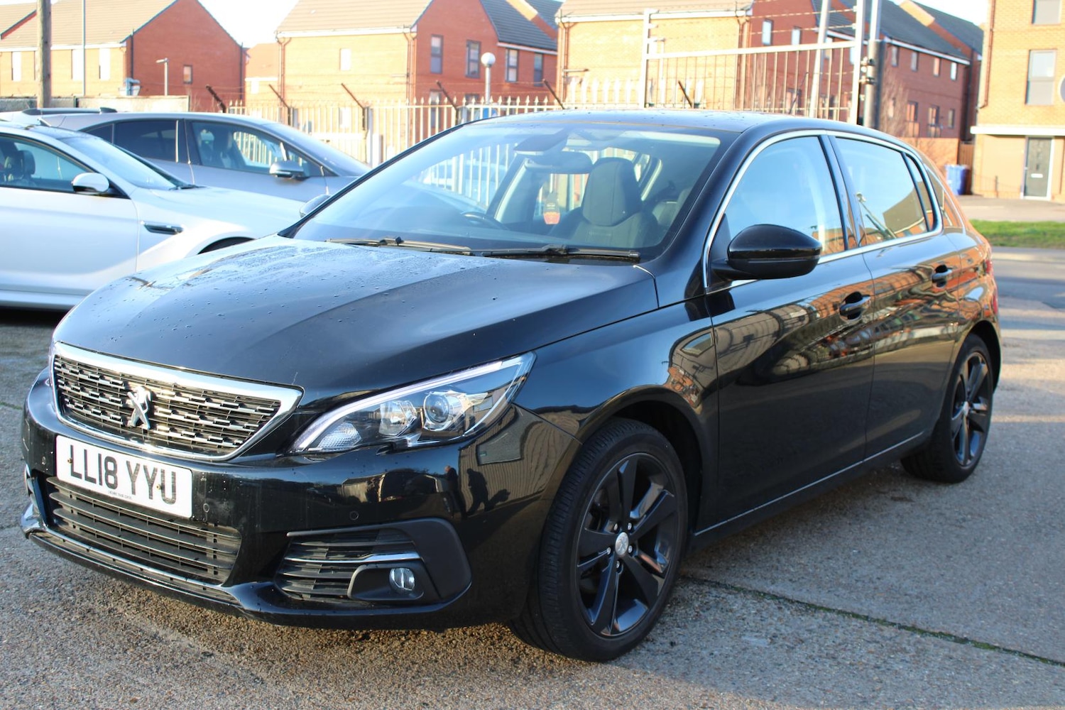 Used Peugeot 308 2018 for sale - 76922306: Photo 7