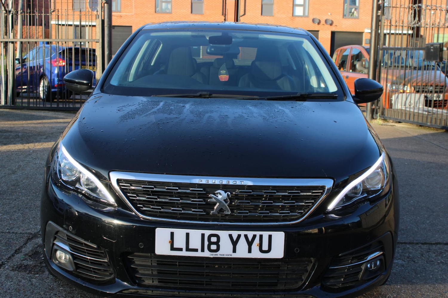Used Peugeot 308 2018 for sale - 76922306: Photo 8